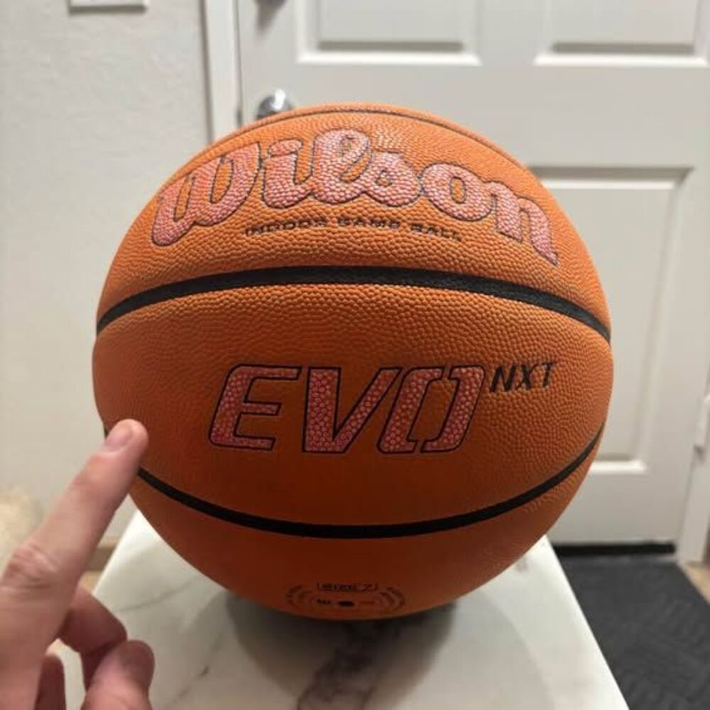 Wilson Evo NXT NCAA Official Game Ball Basketball Size 7 29.5 Composite Leather